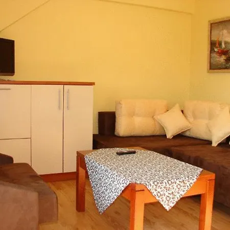 Apartamenty Krynica Zdroj كرينيتسا زدروي